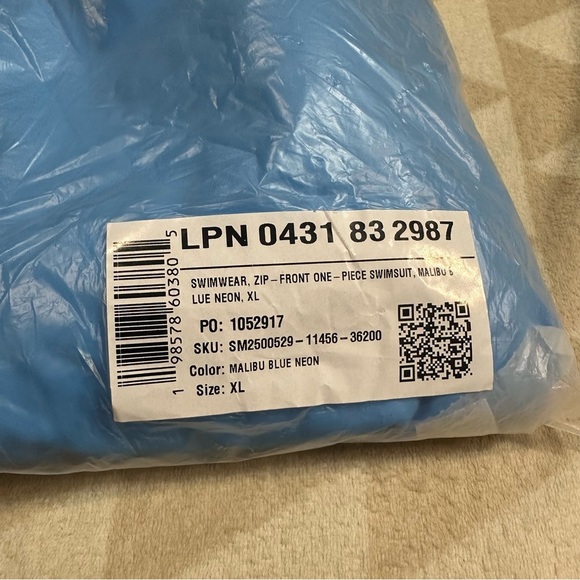 Fabletics Zip-Front One-Piece Swimsuit blue neon - Picture 4 of 4